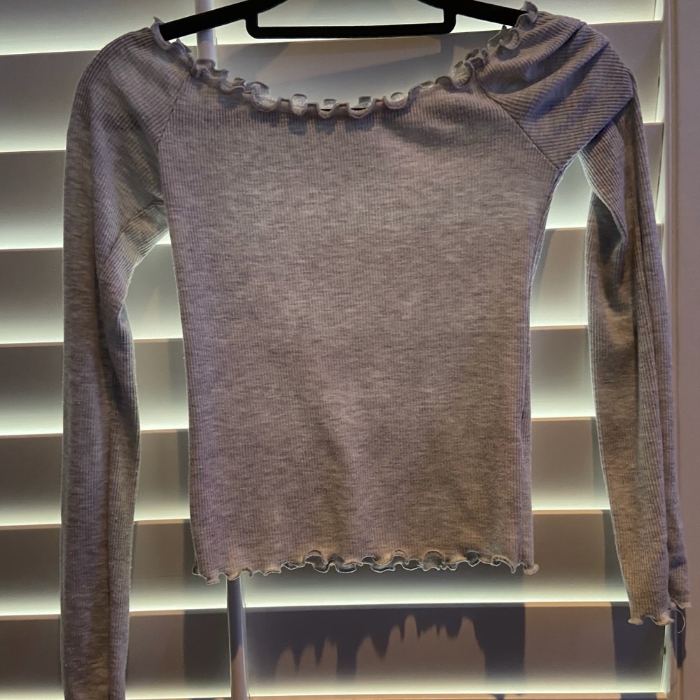 fringed light grey brandy top